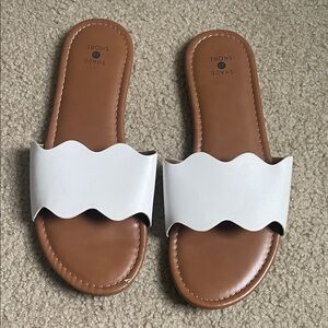 Shade & Shore Women's White Wave Slide Sandals